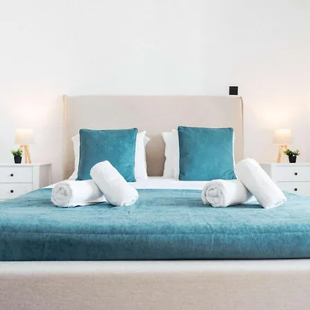 Modern 1 Walk To Beach, Shops & Dining By Cyprus Horizons * Limassol