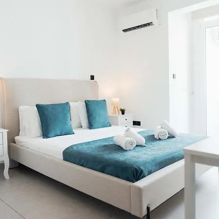 Modern 1 Walk To Beach, Shops & Dining By Cyprus Horizons Appartement *